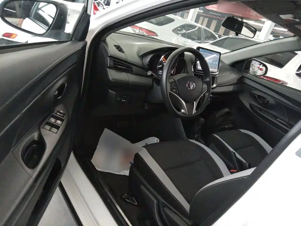 Toyota YARiS L Zhi Xuan 2022 Zhi Xuan X 1.5L CVT Leading PLUS Edition фото 16
