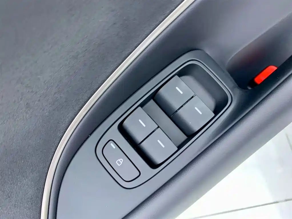 Xiaomi Auto Xiaomi SU7 2024 RWD Ultra Long Range Advanced Smart Driving Pro Edition фото 30
