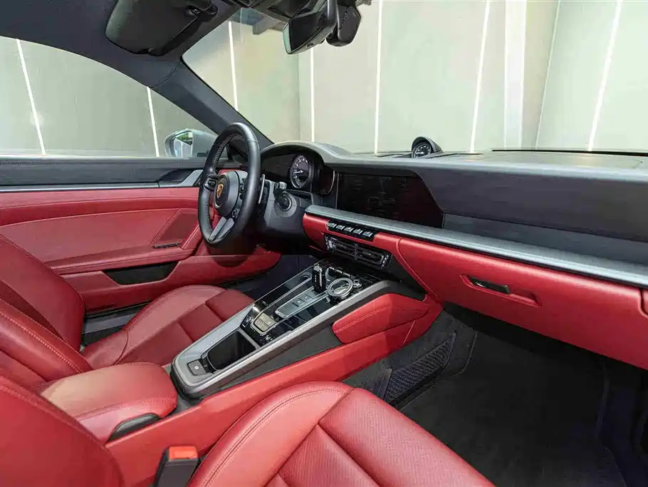 Porsche 911 2020 Carrera 3.0T фото 17