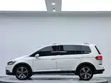 Photo 5 - Volkswagen Touran