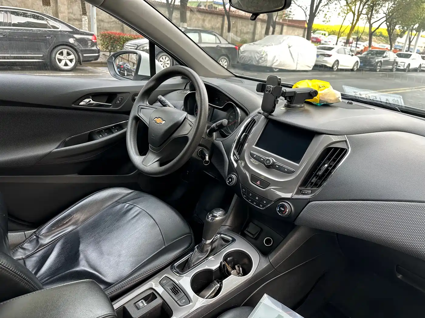 Chevrolet Cruze 2018 320 Automatic Pioneer Sunroof Edition фото 14