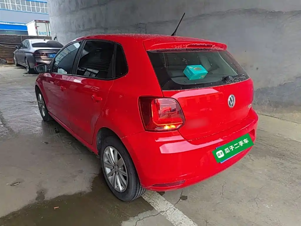 Volkswagen Polo 2014 1.6L Automatic Comfort Edition фото 23