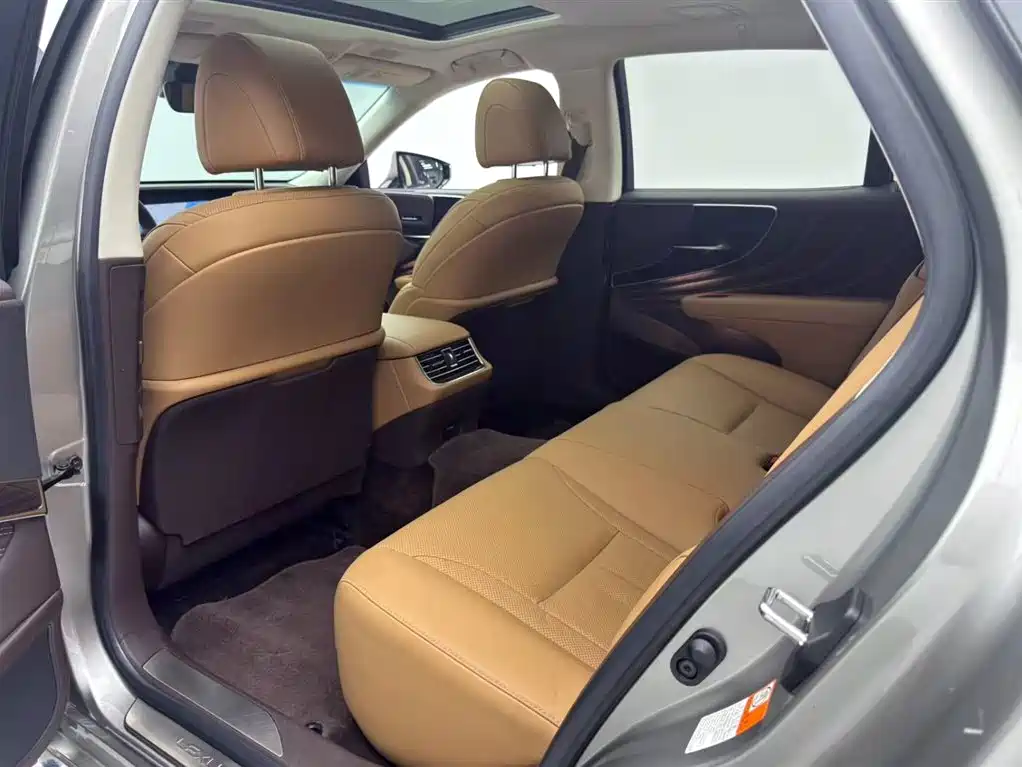 Lexus LS 2020 500h Excellence (China V) фото 10