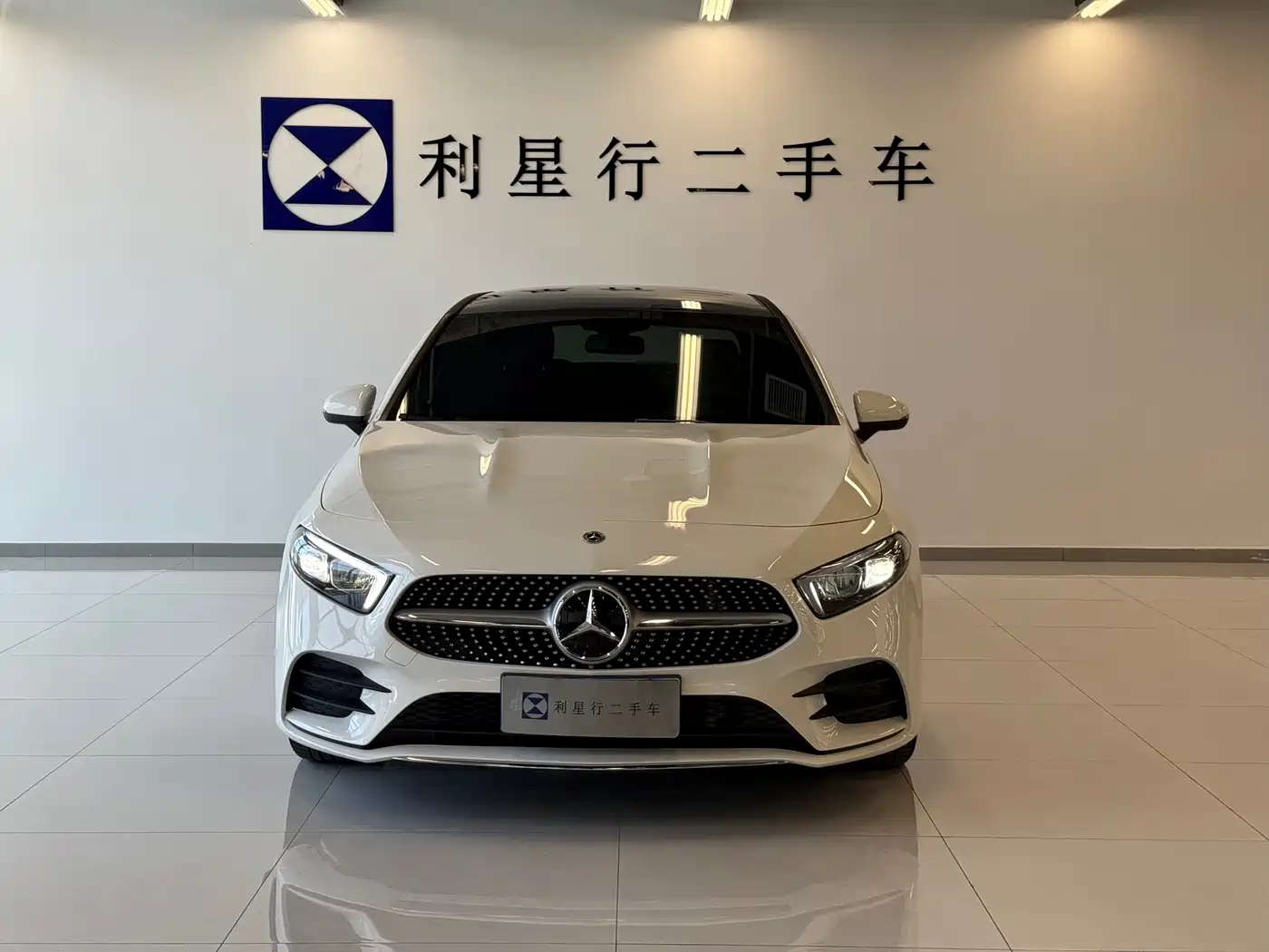 Mercedes-Benz A-Class 2022 A 180 L Sport Sedan фото 2