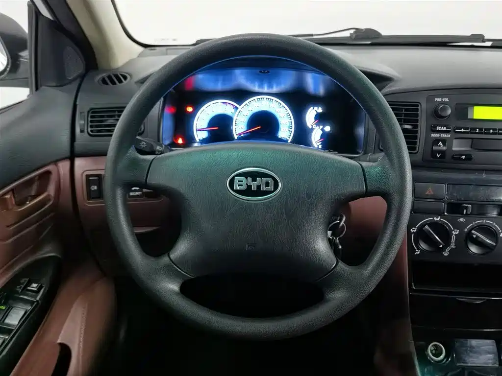 BYD F3 2012 Energy-saving Edition 1.5L Manual Comfort фото 11