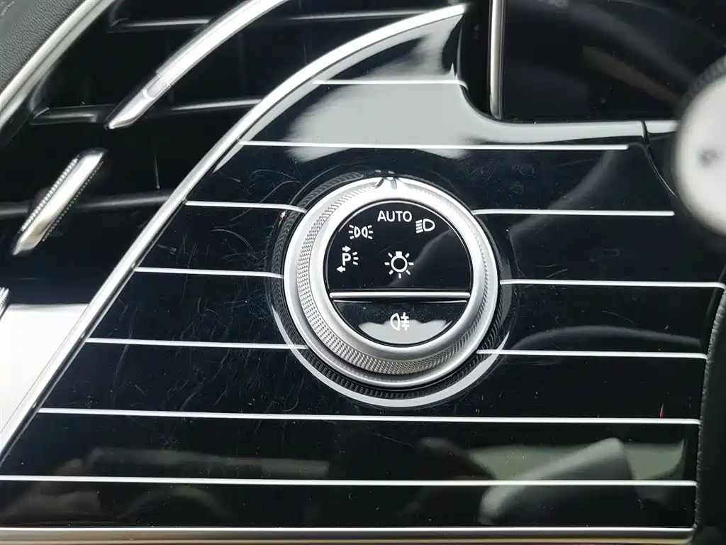Mercedes-Benz E-Class 2025 Facelift E 260 L фото 21