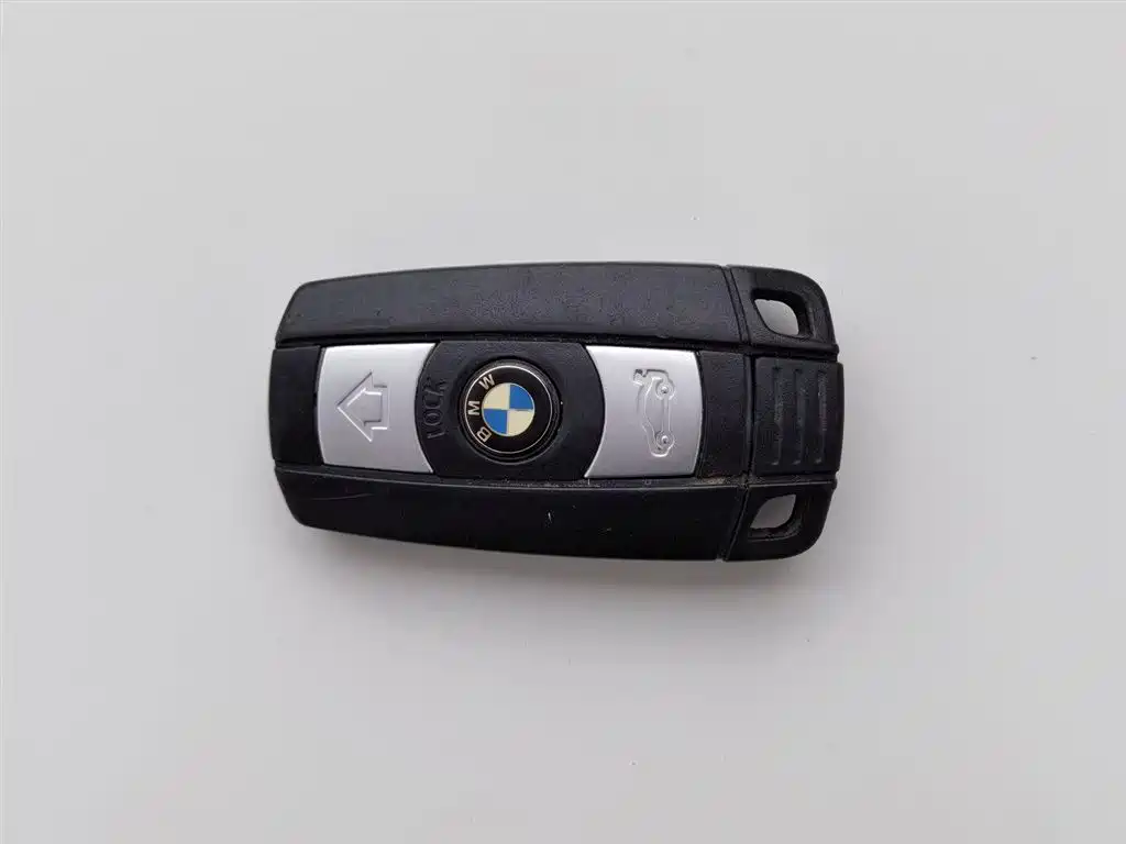 BMW 3 Series (Import) 2010 325i Luxury фото 19