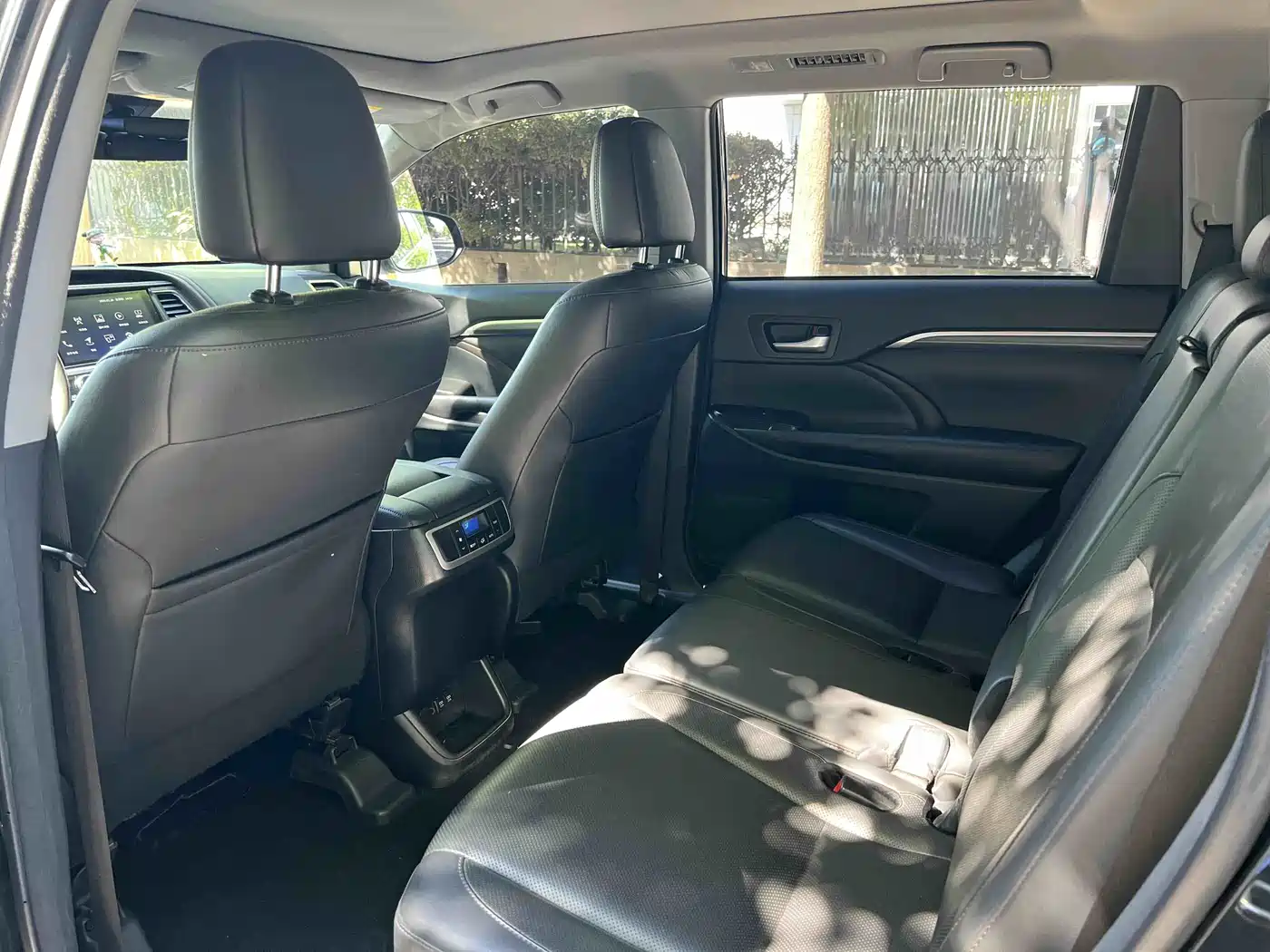 Toyota Highlander 2018 2.0T 4WD Ultimate 7-seater (China V) фото 14
