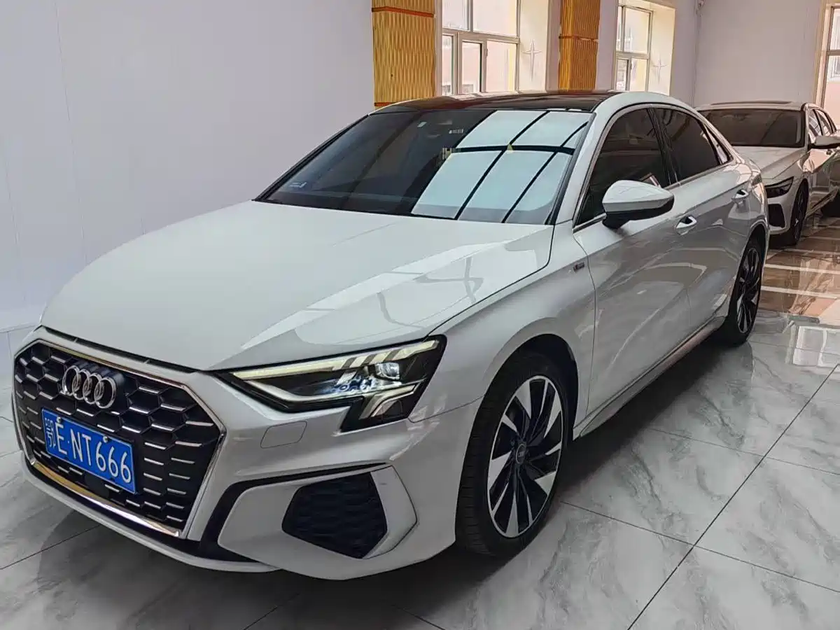 Audi A3 2022 A3L Limousine 35 TFSI Style Elegance фото 3