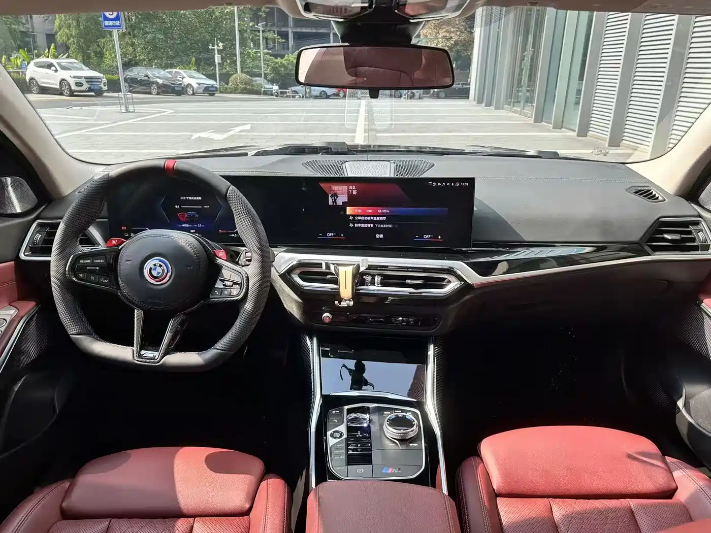 BMW i3 2023 eDrive 40 L Shadowline Package фото 10