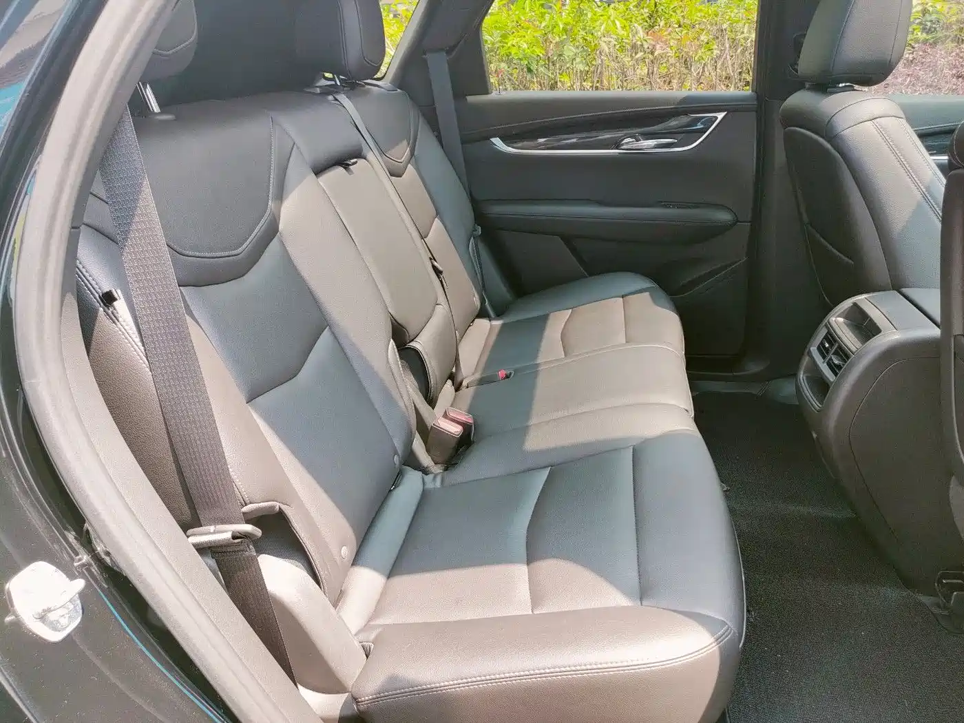 Cadillac XT5 2022 2.0T 2WD Luxury фото 34