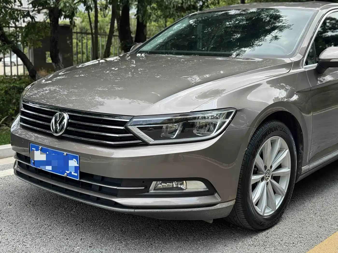 Volkswagen Magotan 2017 330TSI DSG Leading фото 3