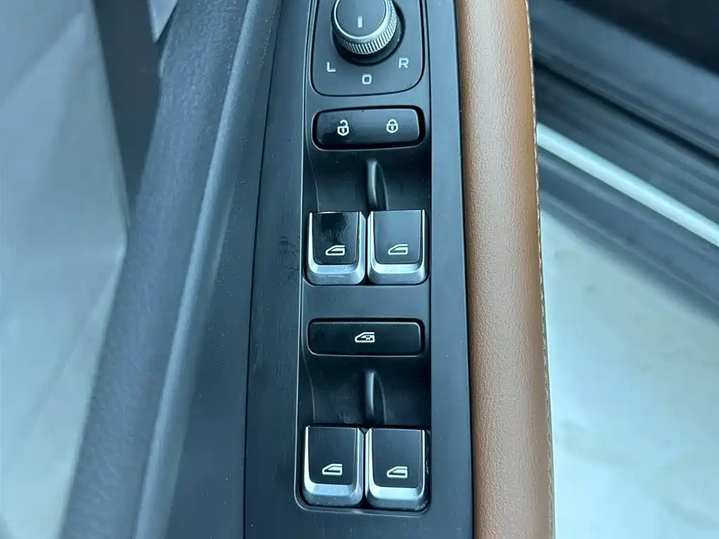 GEELY AUTOMOBILE VISION X6