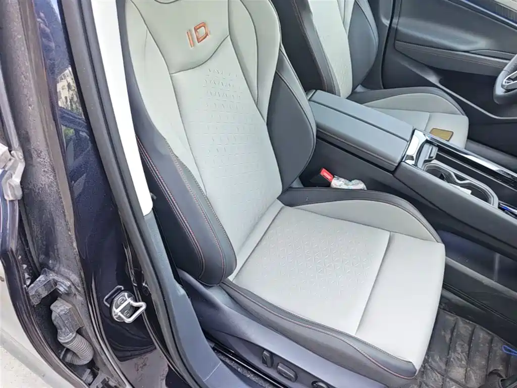 Volkswagen ID.7 VIZZION 2024 AIR фото 25