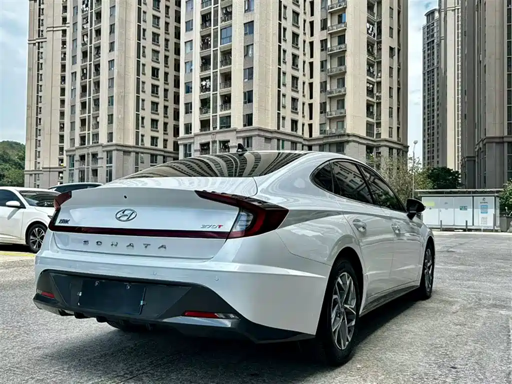 Hyundai Sonata 2020 270TGDi DCT GL Leading Edition фото 11