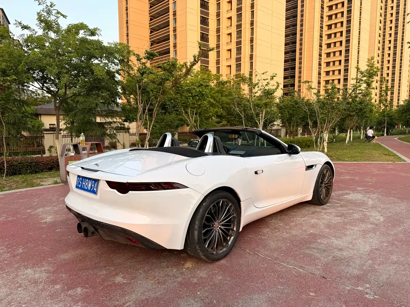 Jaguar F-TYPE 2013 3.0 SC Convertible фото 6