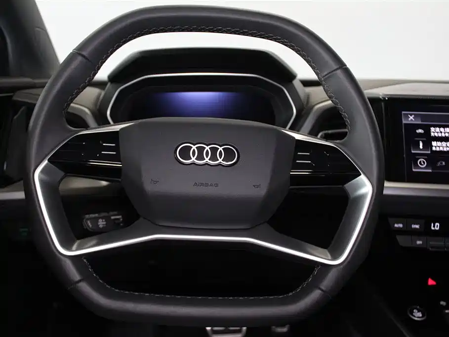 Audi Q4 e-tron 2024 40 e-tron Pioneer Edition фото 11