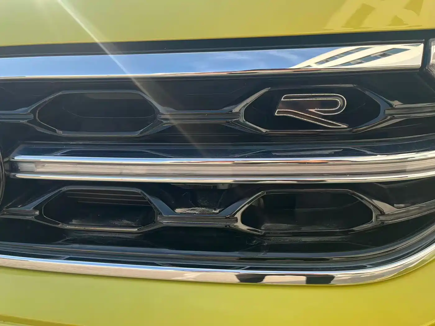 VOLKSWAGEN T ROC EXPLORING SONGS