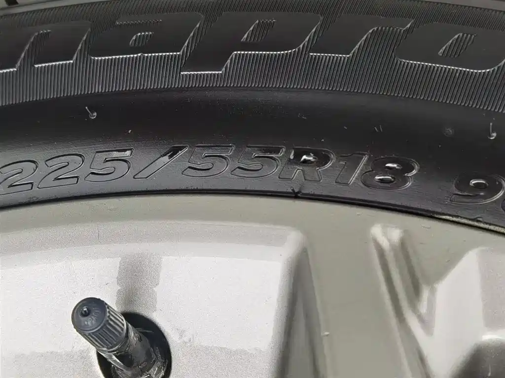 Subaru Forester 2015 2.5i Special Commemorative Edition фото 24