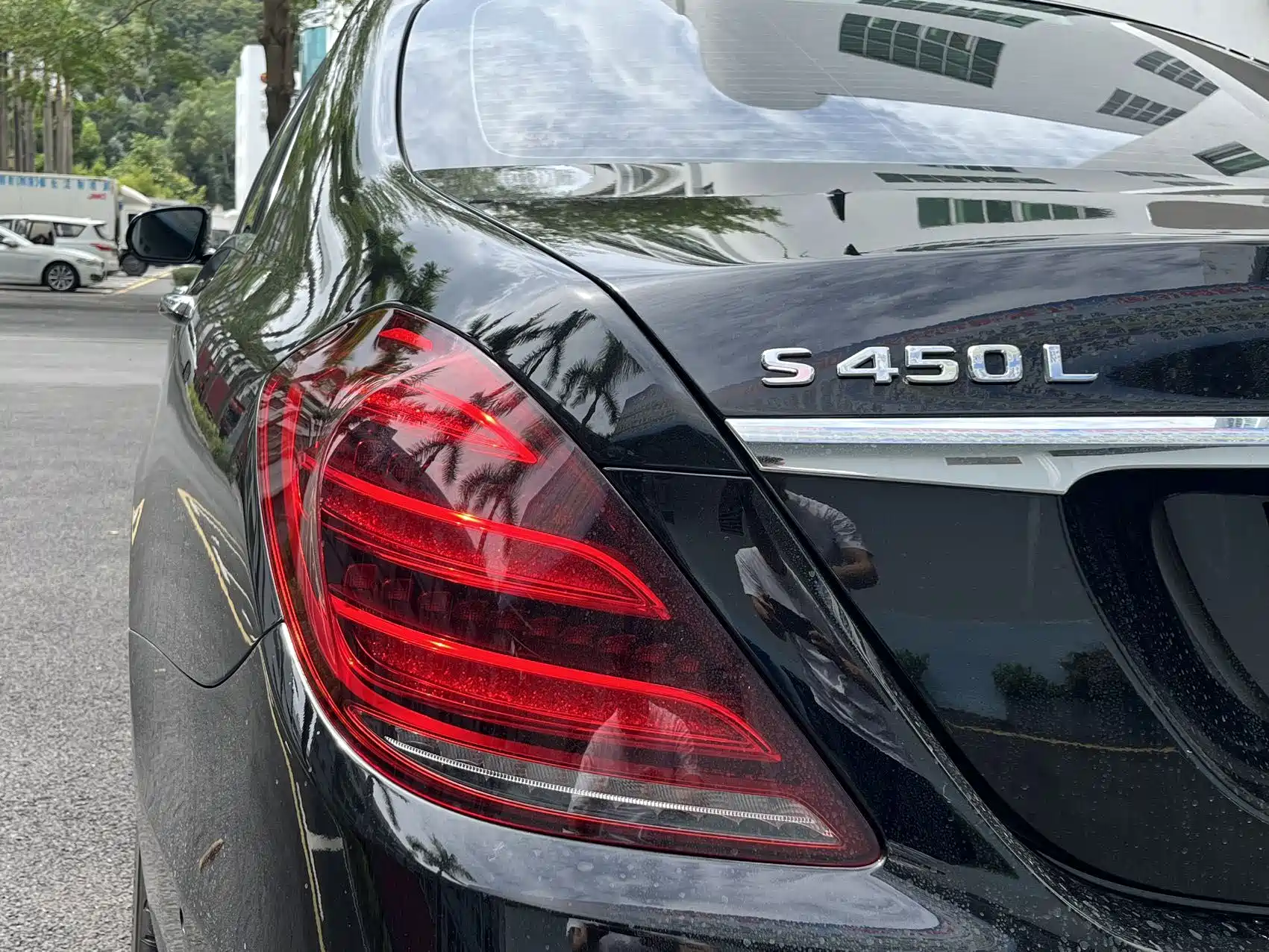 Фото 16 - Mercedes-Benz S-Class