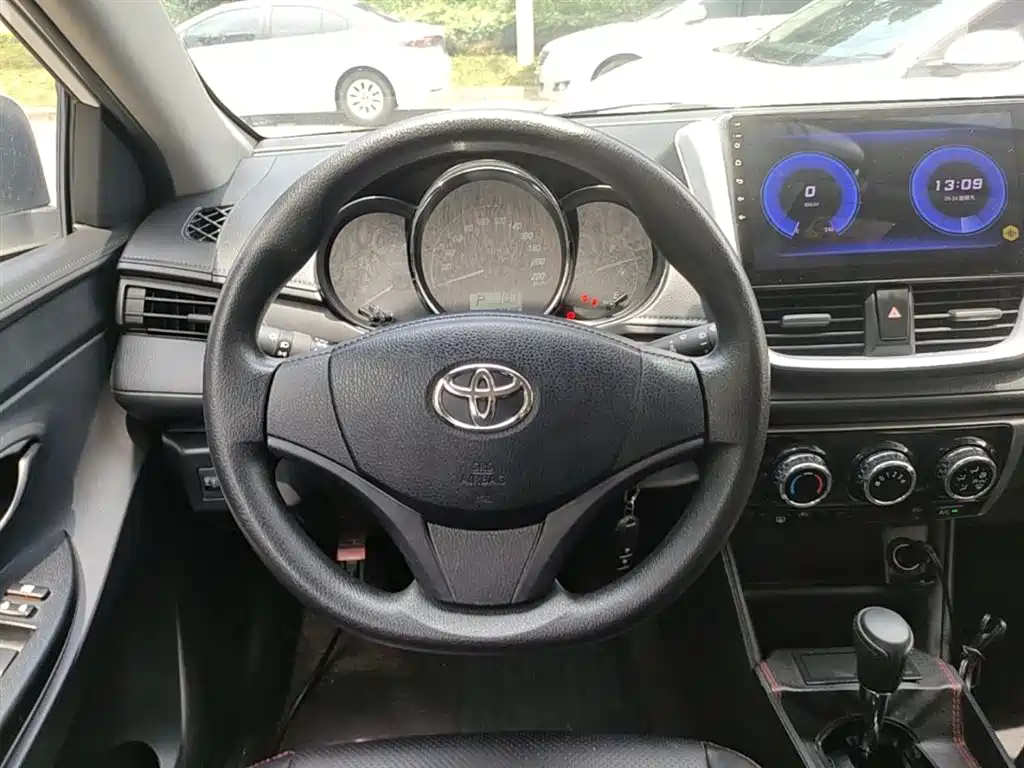 Toyota YARiS L Zhi Xuan 2020 1.5L CVT Leading Edition фото 7