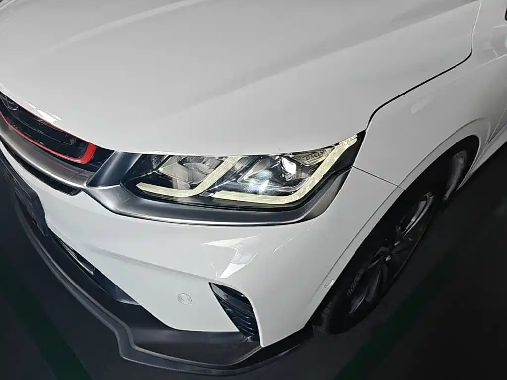 Geely Binyue 2019 2019 Sport 260T DCT Battle China VI