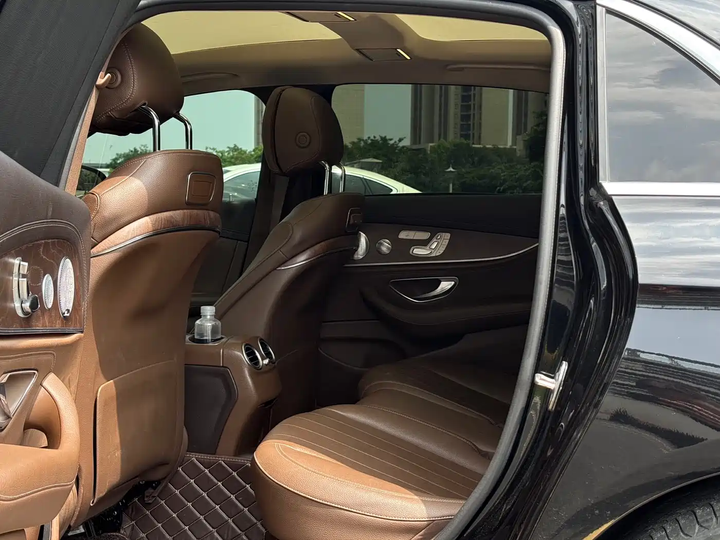 Mercedes-Benz E-Class 2019 Facelift E 300 L Luxury фото 6
