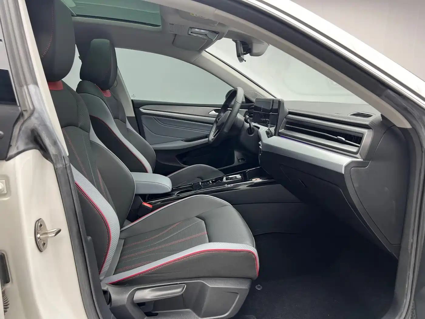 Volkswagen Lamando 2022 Lamando L 280TSI DSG Cool Edition фото 10