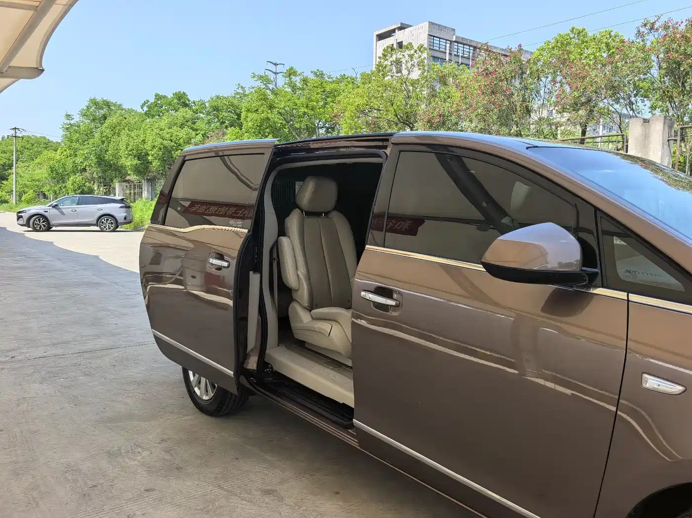 Buick GL8 2018 28T Luxury Model China VI фото 23