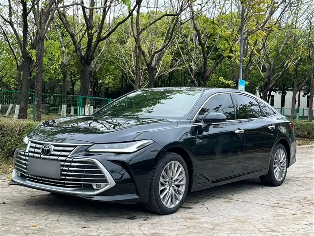 Toyota Avalon 2024 2.0L Luxury Edition фото 2