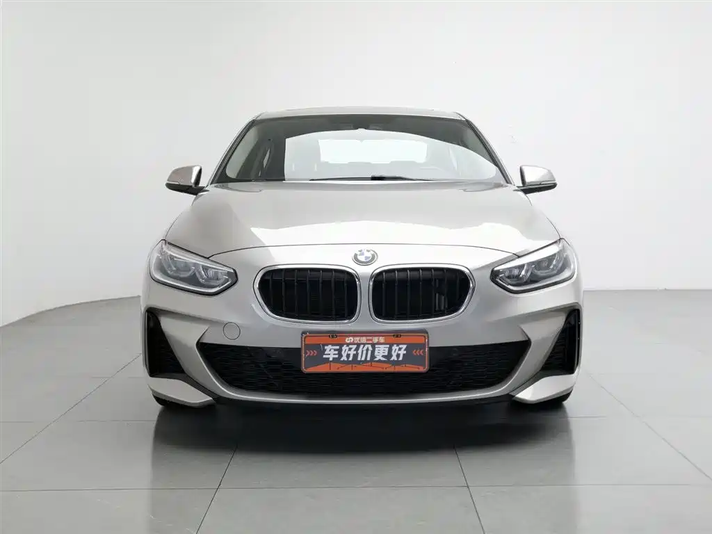 BMW 1 Series 2019 118i M Sport Package фото 3