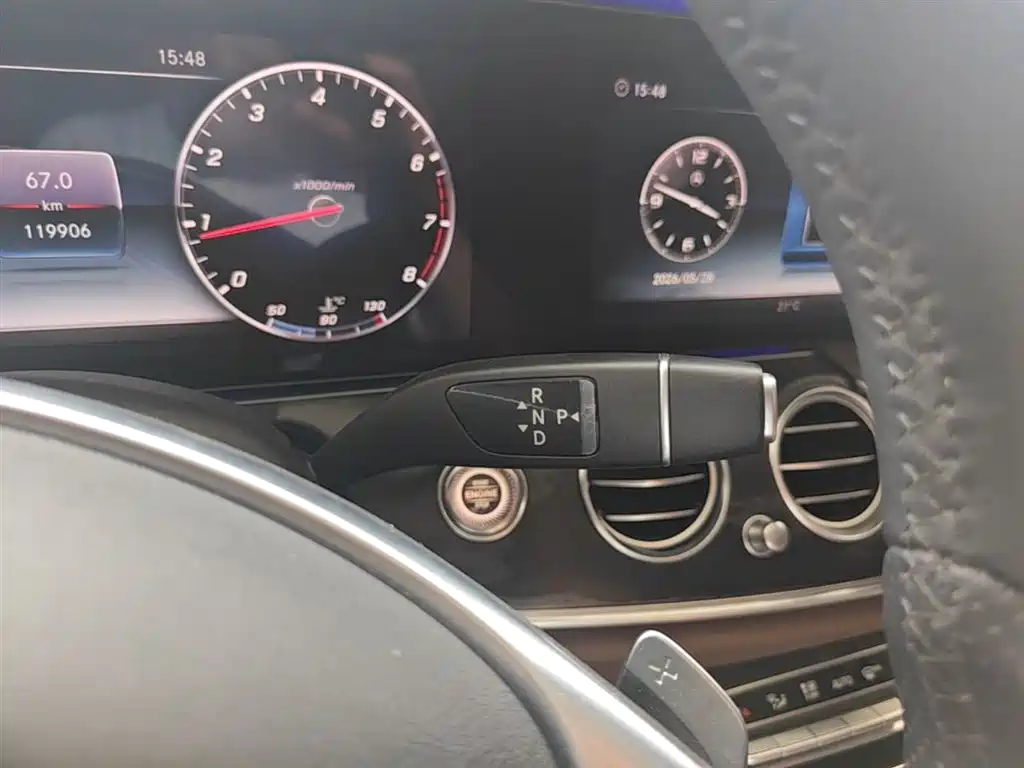 Mercedes-Benz E-Class 2018 E 300 L Sport Luxury фото 14
