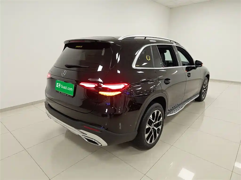 Mercedes-Benz GLC 2023 GLC 260 L 4MATIC Dynamic 7-Seater фото 5