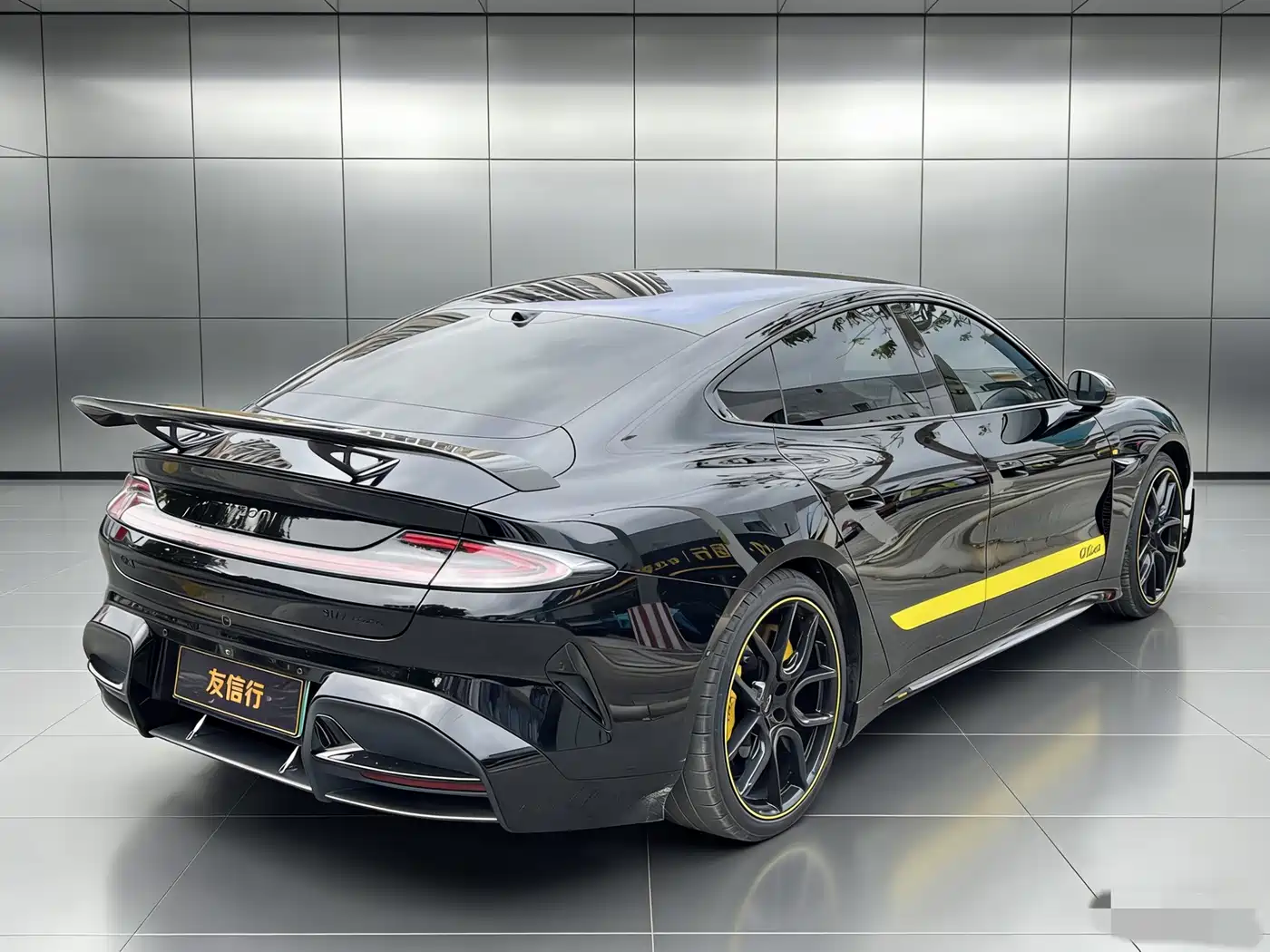 XIAOMI CAR XIAOMI SU7 ULTRA