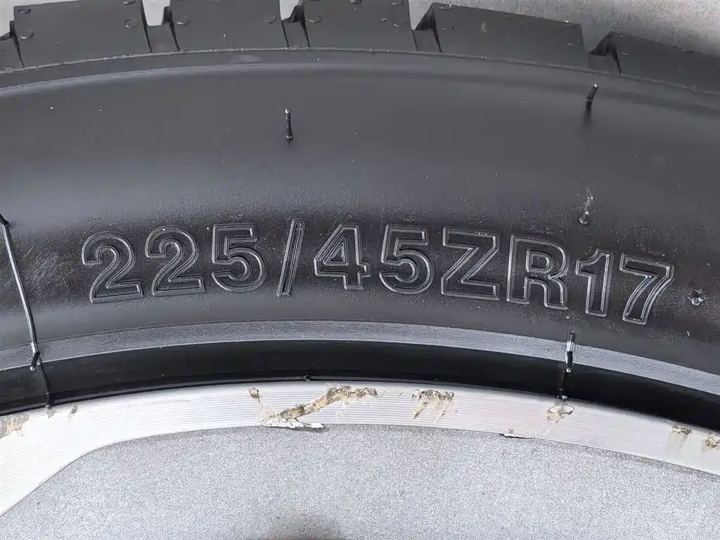 Hyundai Elantra 2018 1.6L Automatic 15th Anniversary Special Edition фото 24