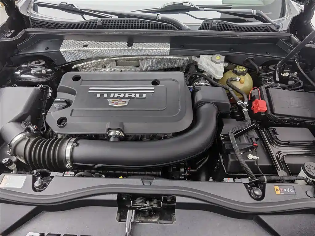 Cadillac XT4 2020 28T FWD Leading Trim фото 6