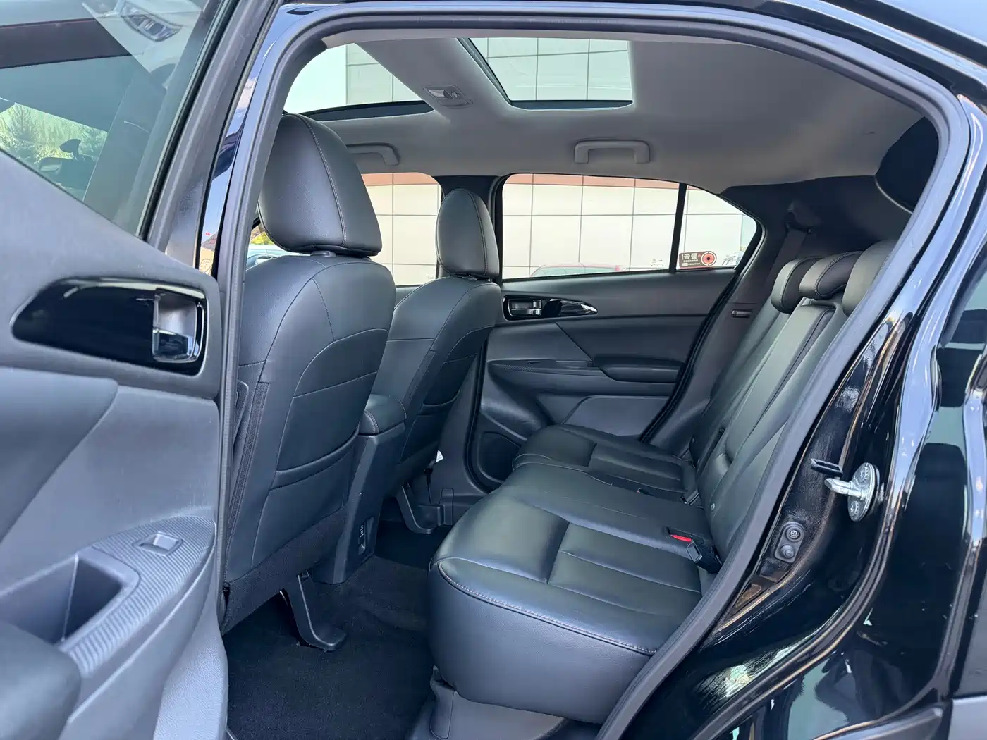 Mitsubishi Eclipse Cross 2019 1.5T CVT 2WD Dream Edition China VI фото 8