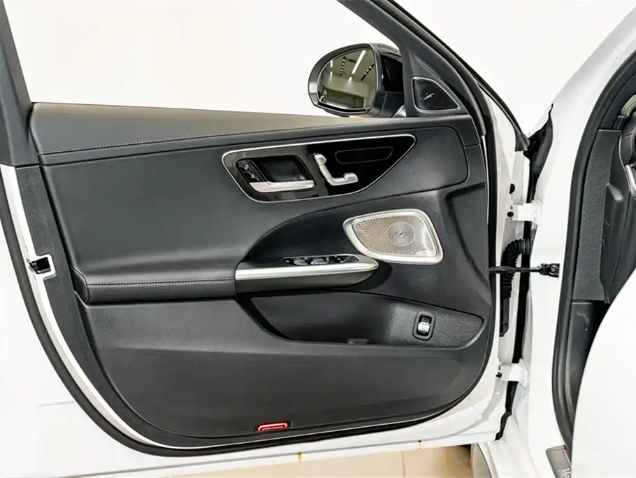 Mercedes-Benz C-Class 2024 Facelift C 260 L Moonlight Sport фото 16