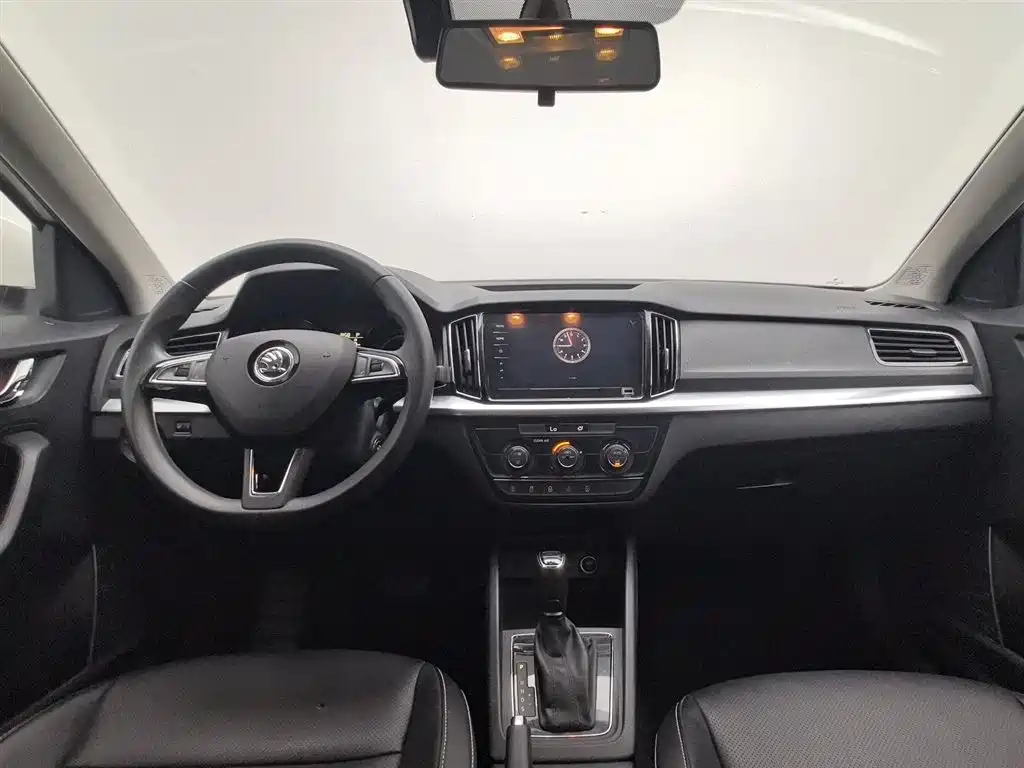 Škoda Kamiq 2021 1.5L Auto Comfort Edition фото 5