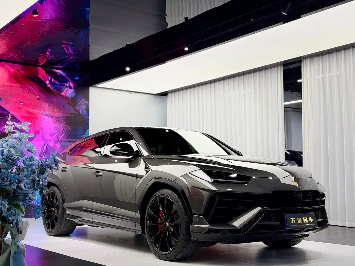 Lamborghini Urus 2023 4.0T V8 S фото 3