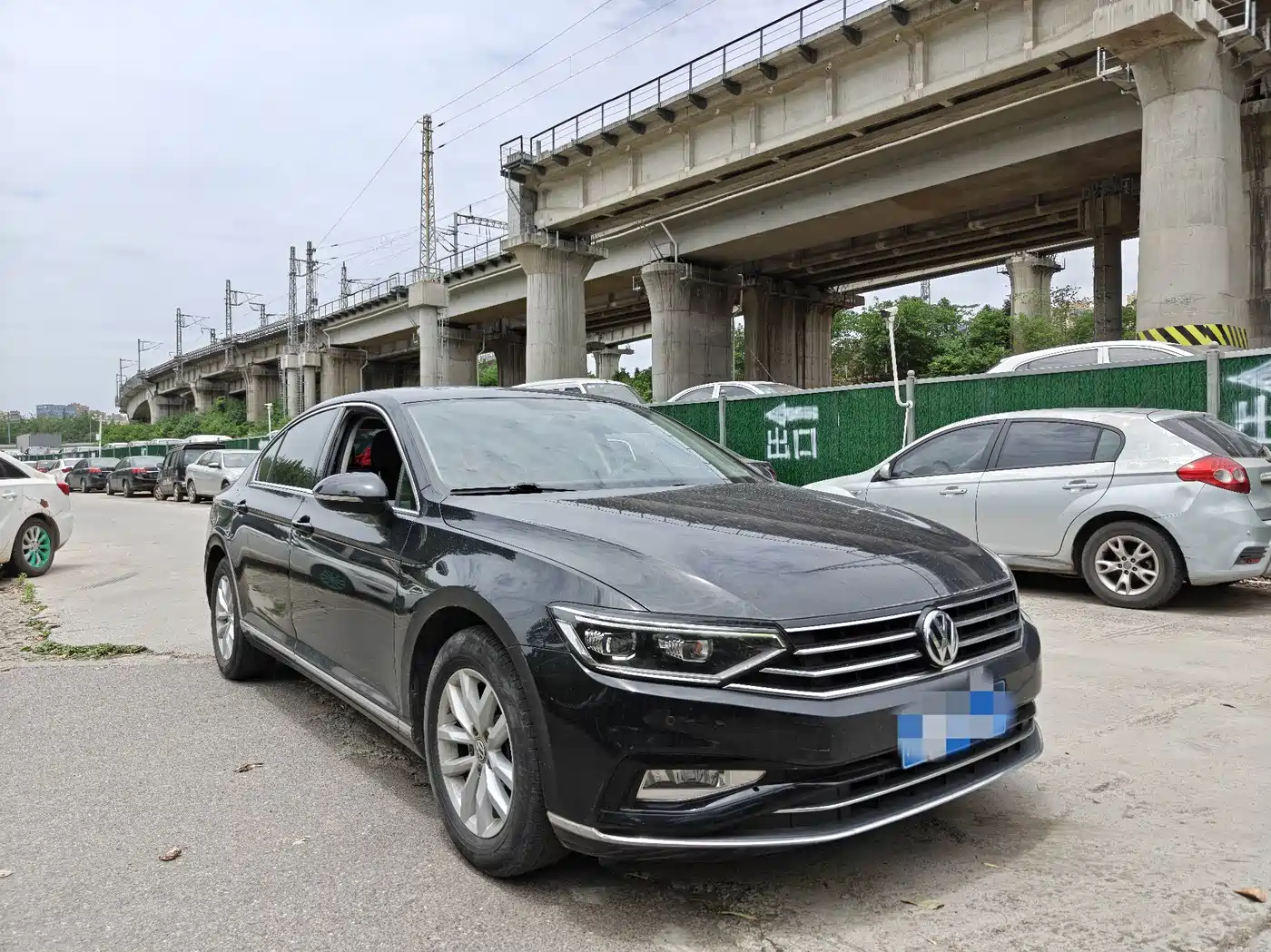 Volkswagen Magotan 2020 280TSI DSG Comfort фото 3