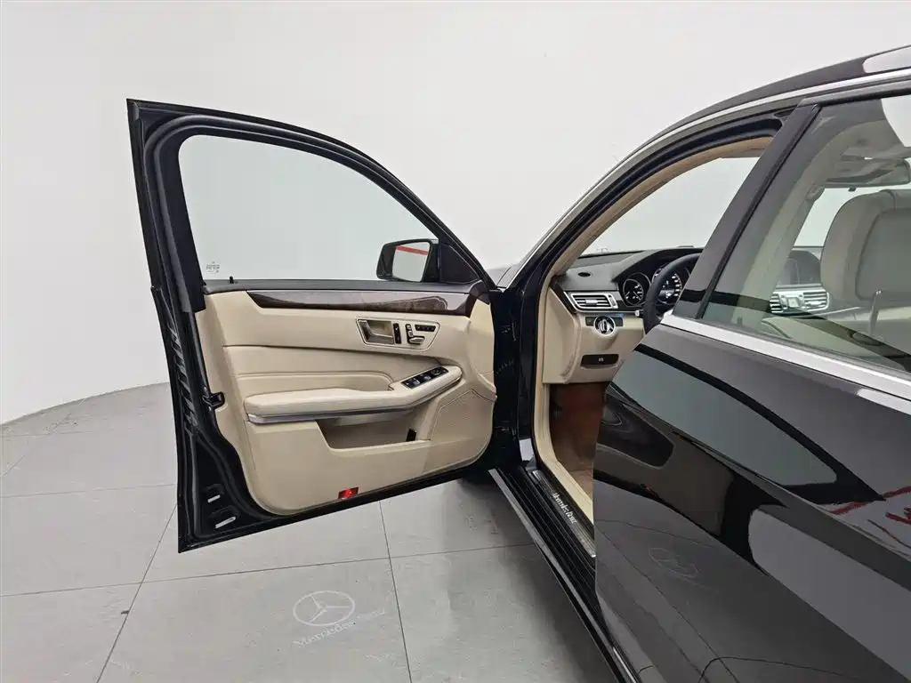 Mercedes-Benz E-Class 2015 E 200 L фото 8