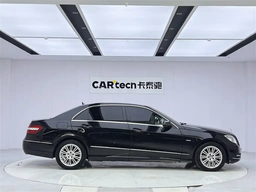 Mercedes-Benz E-Class 2012 E 200 L CGI Elegance фото 4