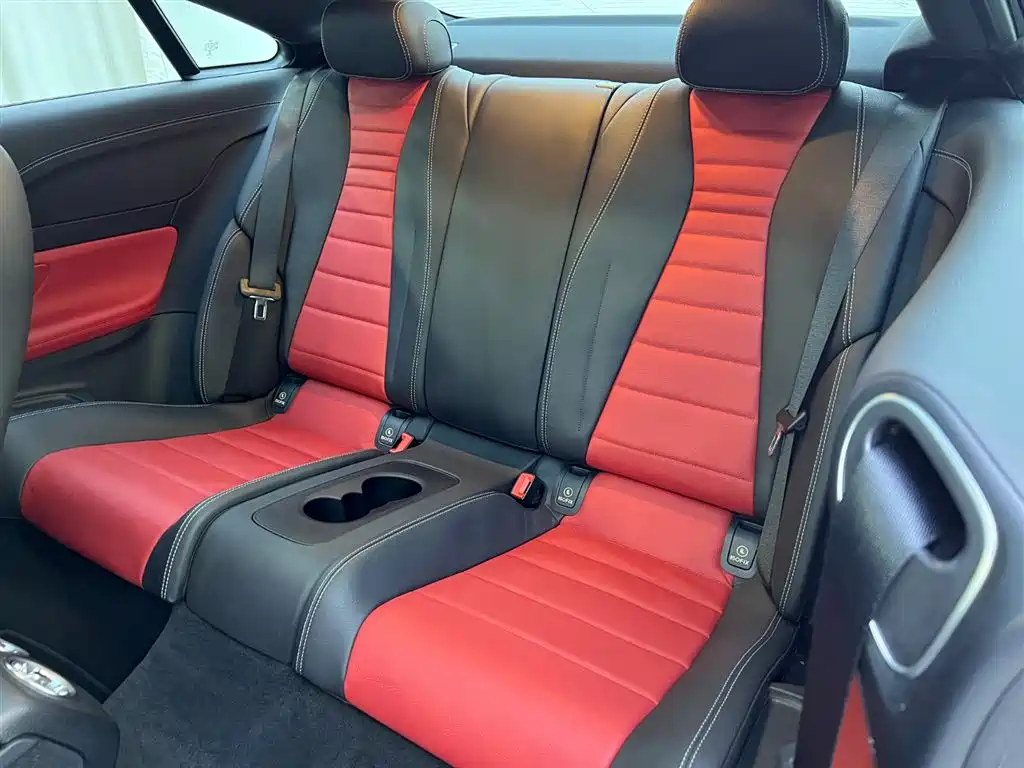 MERCEDES-BENZ E-CLASS (IMPORTED)