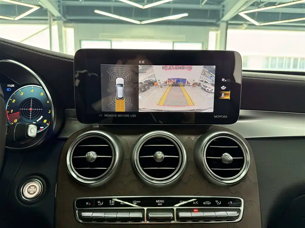 Mercedes-Benz GLC 2022 Facelift II GLC 260 L 4MATIC Luxury фото 20