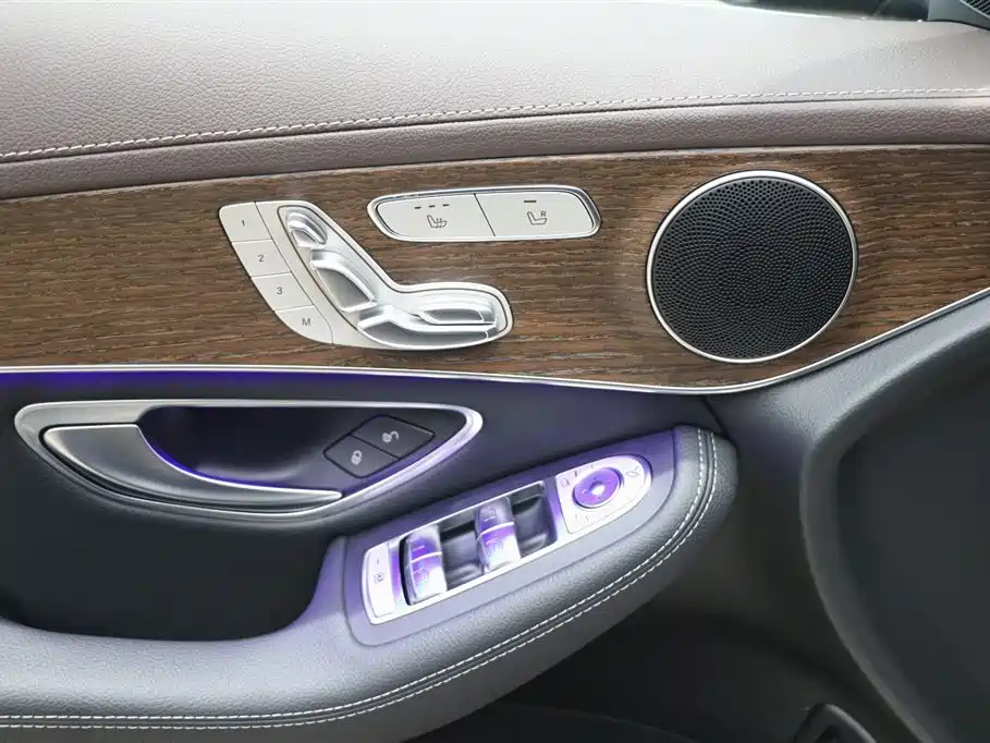 Mercedes-Benz GLC 2021 GLC 260 L 4MATIC Luxury фото 11