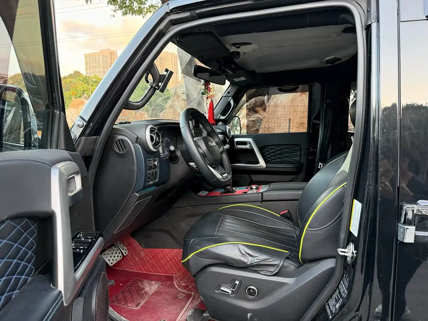 BAIC ORV Beijing Offroad BJ40 2024 2.0T Urban Hunter Glory Edition фото 5