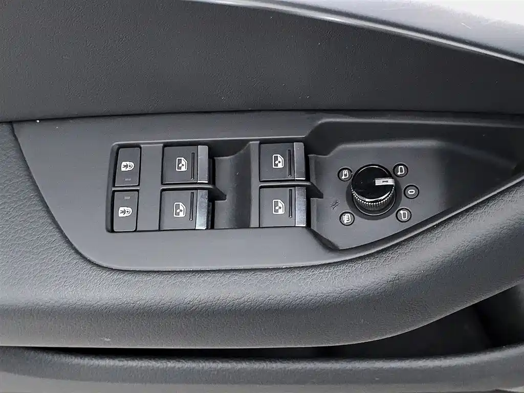 Audi A6L 2020 40 TFSI Luxury Dynamic фото 9