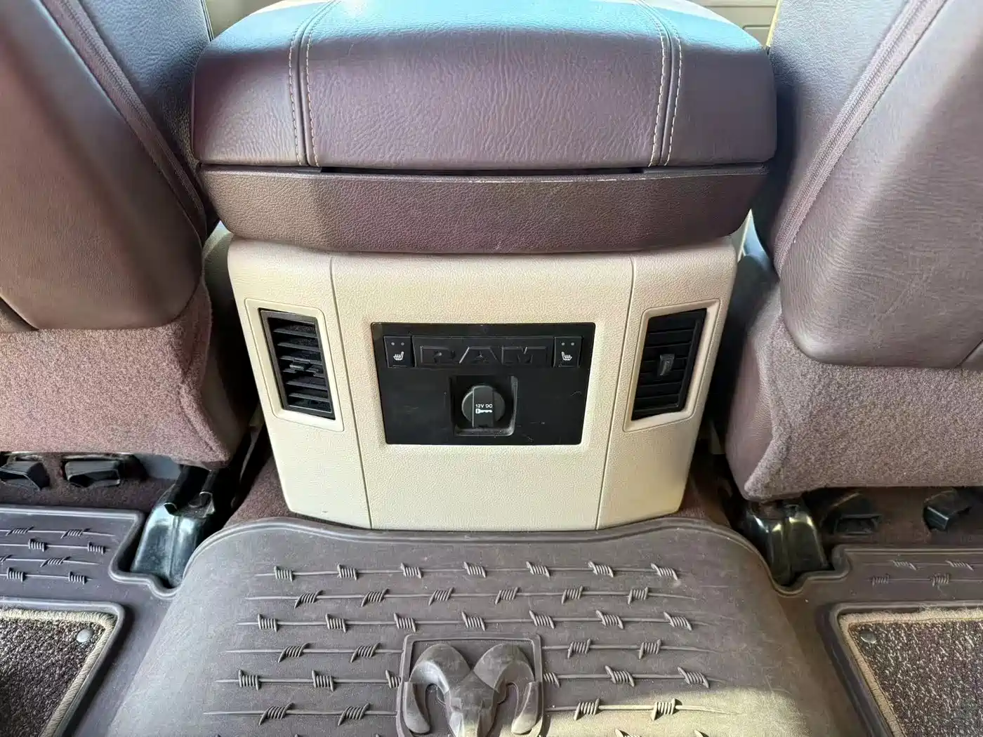 RAM Trucks 2015