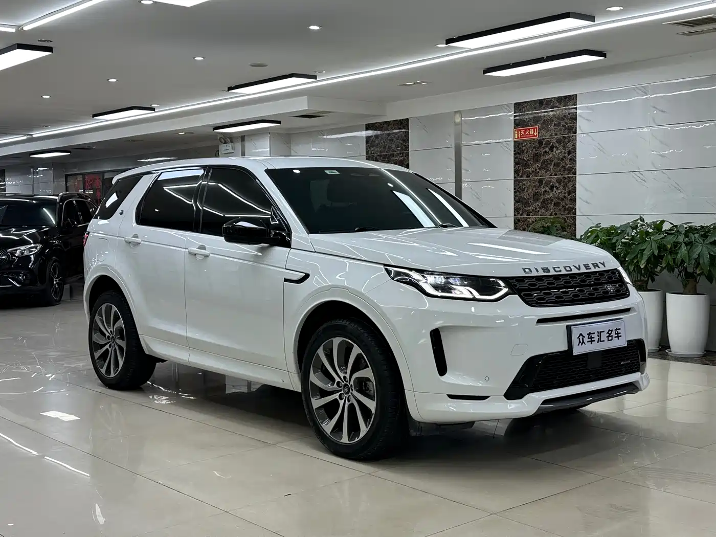 LAND ROVER DISCOVER SPORTS